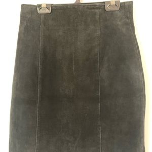 Black suede mini skirt size 6 lined inside